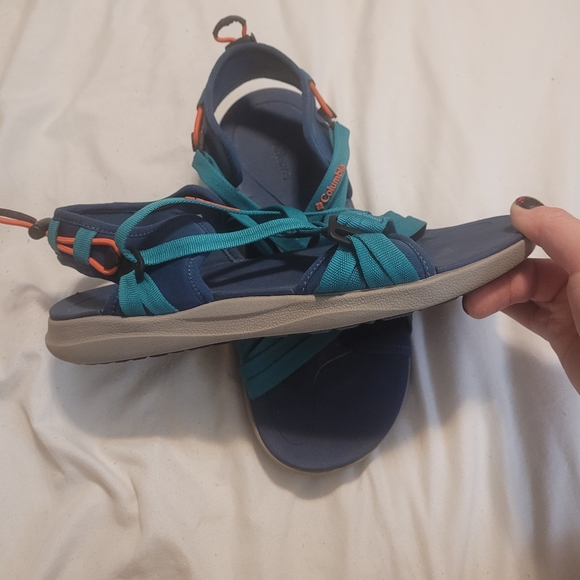 Columbia Sandals - Picture 2 of 3